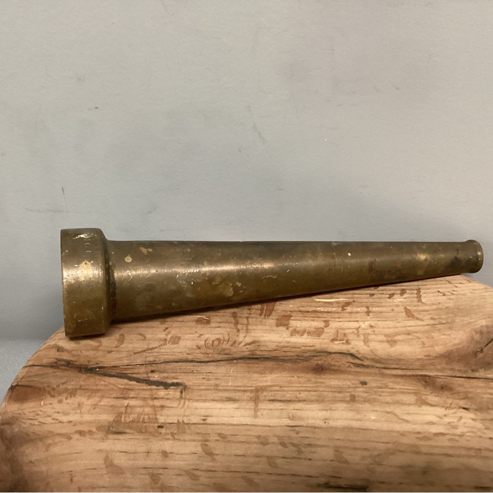 🟡 Vintage Elkhart Brass Mtg Co. Fireman’s Hose Nozzle - 10” Solid Brass w/seal - Picture 7 of 13